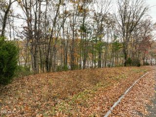 121 Pointe Drive, Piney Flats, TN 37686