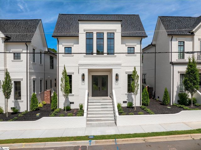 33 N Textile Avenue, Greenville, SC 29611