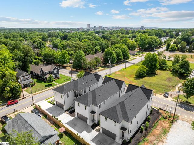 33 N Textile Avenue, Greenville, SC 29611