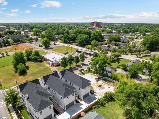 33 N Textile Avenue, Greenville, SC 29611