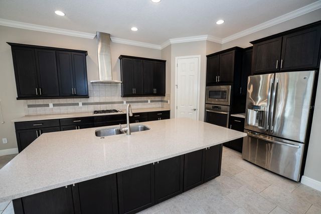 8355 SWISS CHARD CIRCLE, Land O Lakes, FL 34637