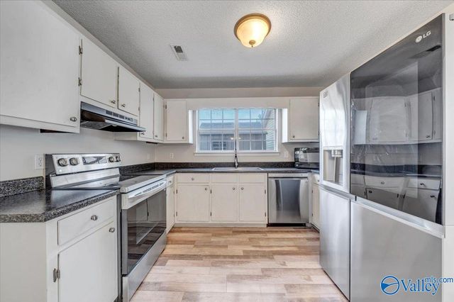 316 Buffalo Creek Drive, Toney, AL 35773