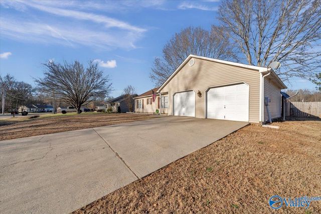 316 Buffalo Creek Drive, Toney, AL 35773