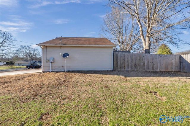 316 Buffalo Creek Drive, Toney, AL 35773