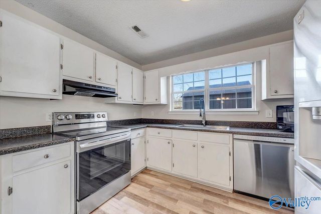 316 Buffalo Creek Drive, Toney, AL 35773