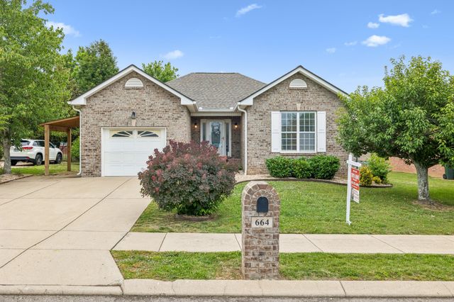 664 Community Ct, Gallatin, TN 37066