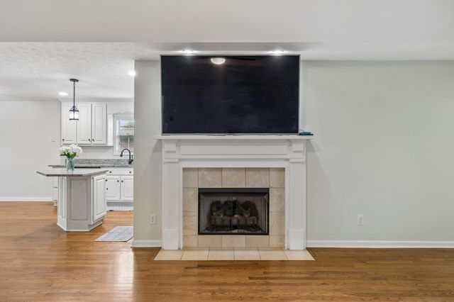 664 Community Ct, Gallatin, TN 37066
