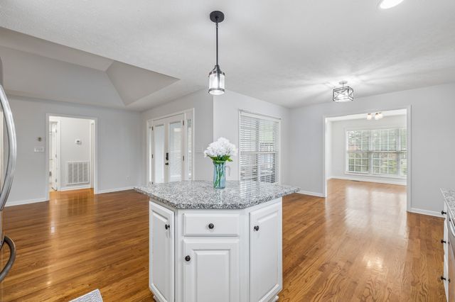 664 Community Ct, Gallatin, TN 37066