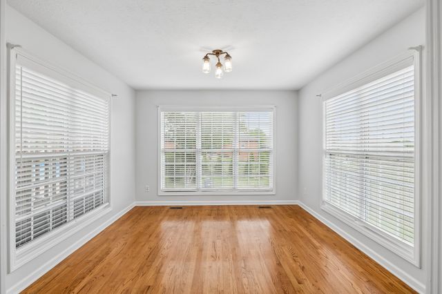 664 Community Ct, Gallatin, TN 37066