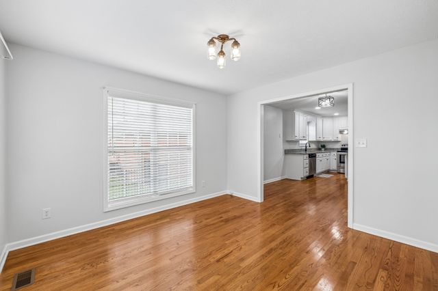 664 Community Ct, Gallatin, TN 37066
