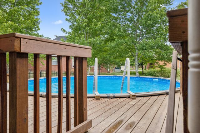 664 Community Ct, Gallatin, TN 37066
