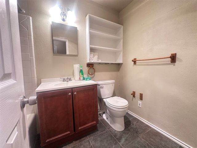 1122 Bowie Street, Garland, TX 75040