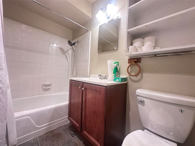 1122 Bowie Street, Garland, TX 75040