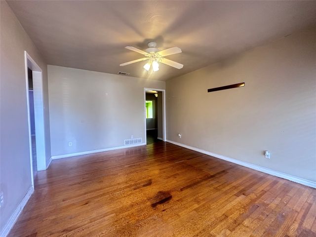 1122 Bowie Street, Garland, TX 75040