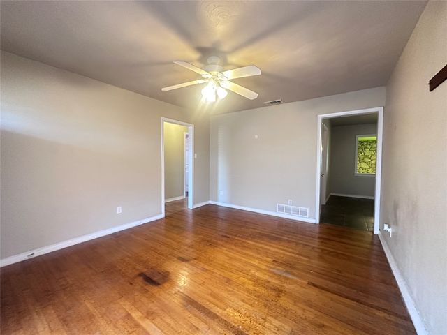 1122 Bowie Street, Garland, TX 75040