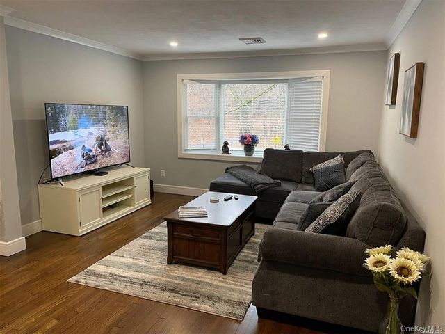 84 Ocean Avenue, Northport, NY 11768