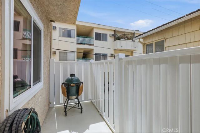 11936 Gorham, Los Angeles, CA 90049