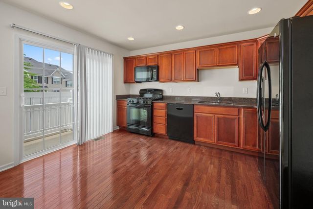 4165 BUNKER HILL DR N N, Coopersburg, PA 18036