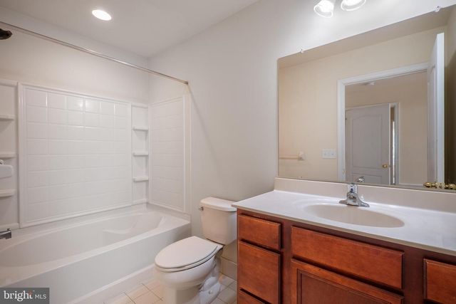 4165 BUNKER HILL DR N N, Coopersburg, PA 18036