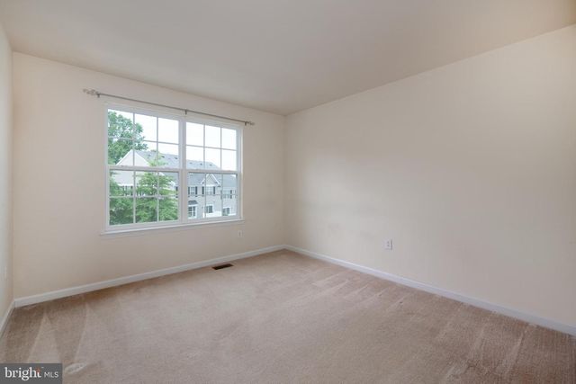 4165 BUNKER HILL DR N N, Coopersburg, PA 18036