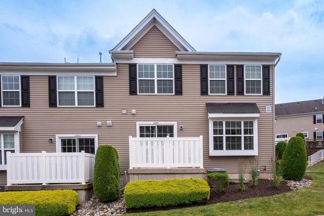 4165 BUNKER HILL DR N N, Coopersburg, PA 18036