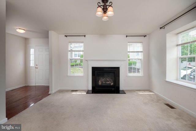 4165 BUNKER HILL DR N N, Coopersburg, PA 18036