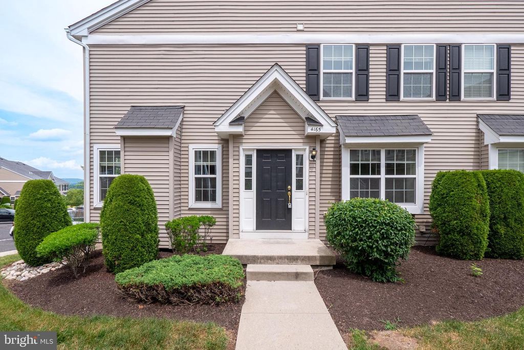 4165 BUNKER HILL DR N N, Coopersburg, PA 18036