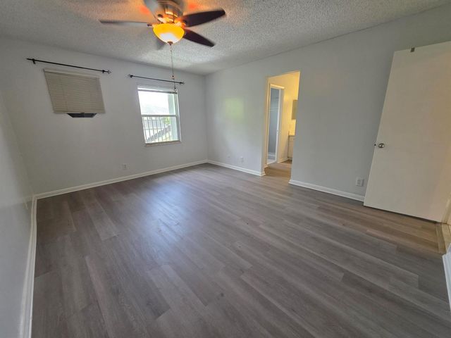3767 NW 91st Lane, Sunrise, FL 33351
