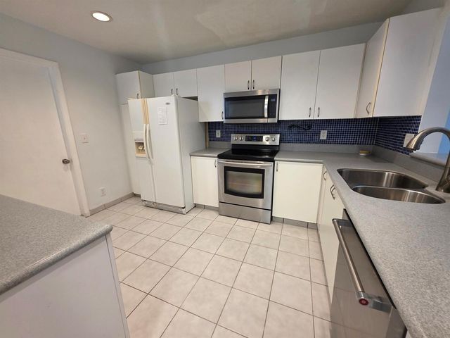 3767 NW 91st Lane, Sunrise, FL 33351