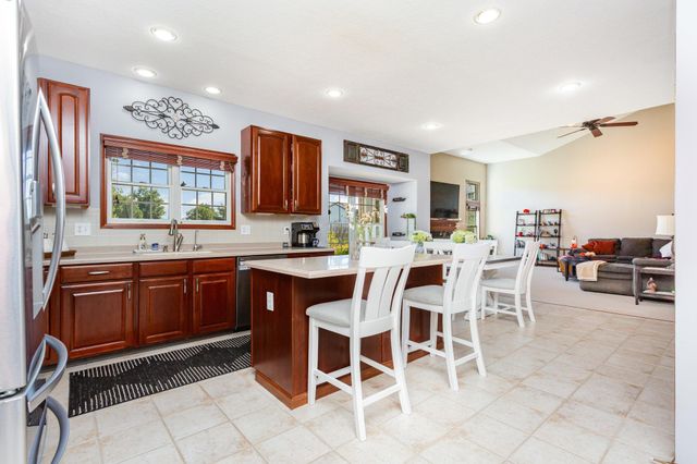 4334 Grathrine Court, Lewis Center, OH 43035