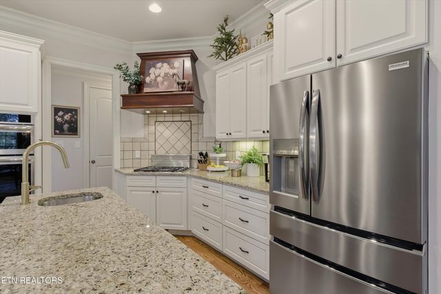 3546 Newport Park Way, Louisville, TN 37777