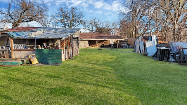 1801 Rayburn Avenue, Mesquite, TX 75149