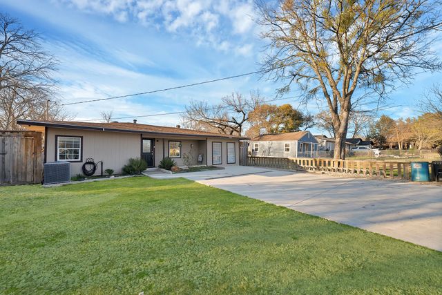 1801 Rayburn Avenue, Mesquite, TX 75149