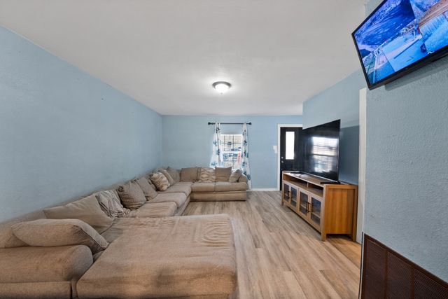 1801 Rayburn Avenue, Mesquite, TX 75149