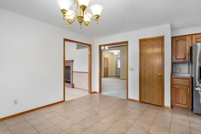3969 W Greenwood Street, Springfield, MO 65807
