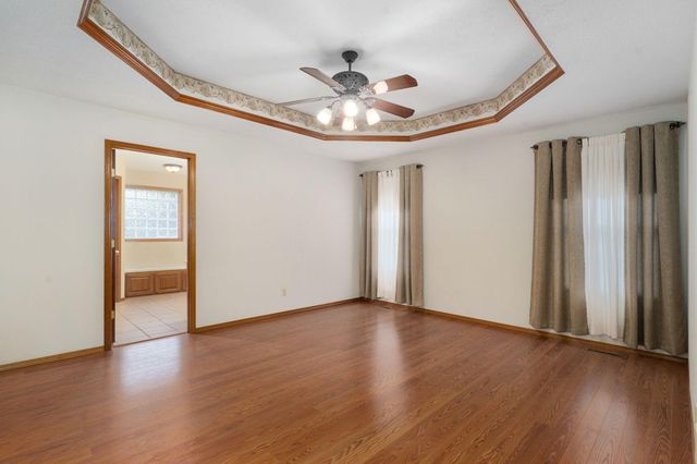 3969 W Greenwood Street, Springfield, MO 65807