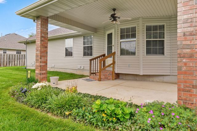 3969 W Greenwood Street, Springfield, MO 65807