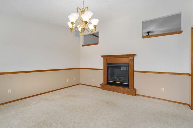 3969 W Greenwood Street, Springfield, MO 65807