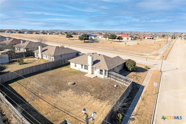 2900 Southhill Drive, Killeen, TX 76549