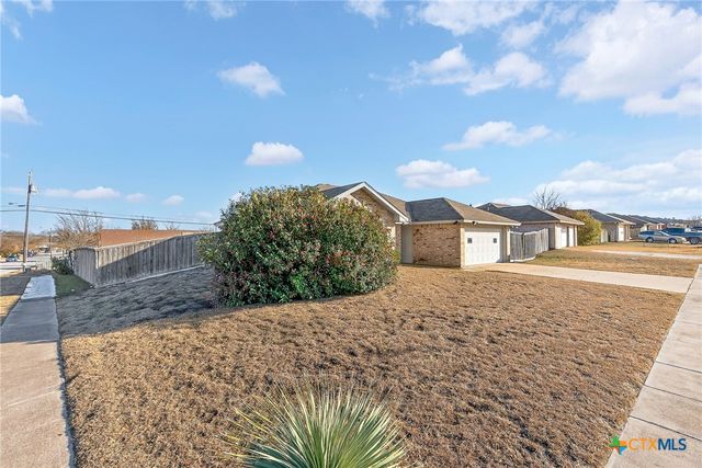 2900 Southhill Drive, Killeen, TX 76549