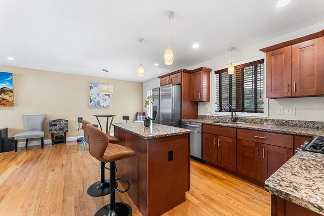 95 Prospect Ter, Brockton, MA 02301