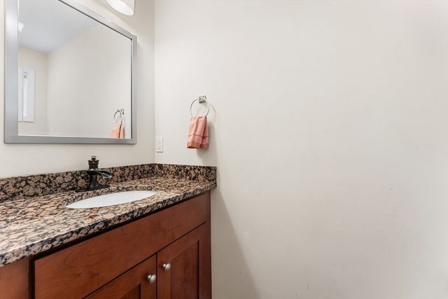 95 Prospect Ter, Brockton, MA 02301