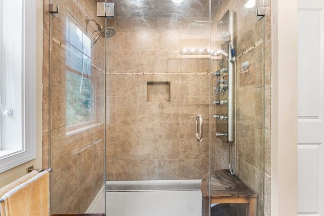 95 Prospect Ter, Brockton, MA 02301