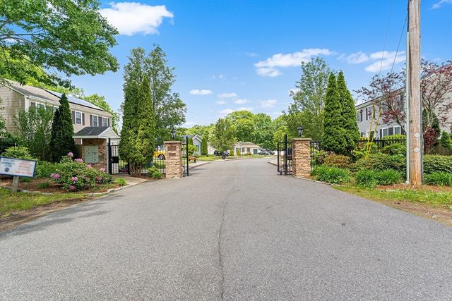 95 Prospect Ter, Brockton, MA 02301