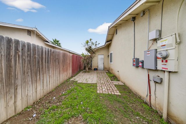 539 Nelson Street, Exeter, CA 93221