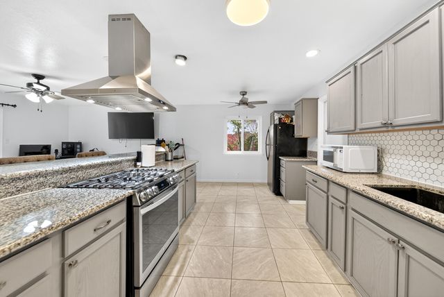 539 Nelson Street, Exeter, CA 93221