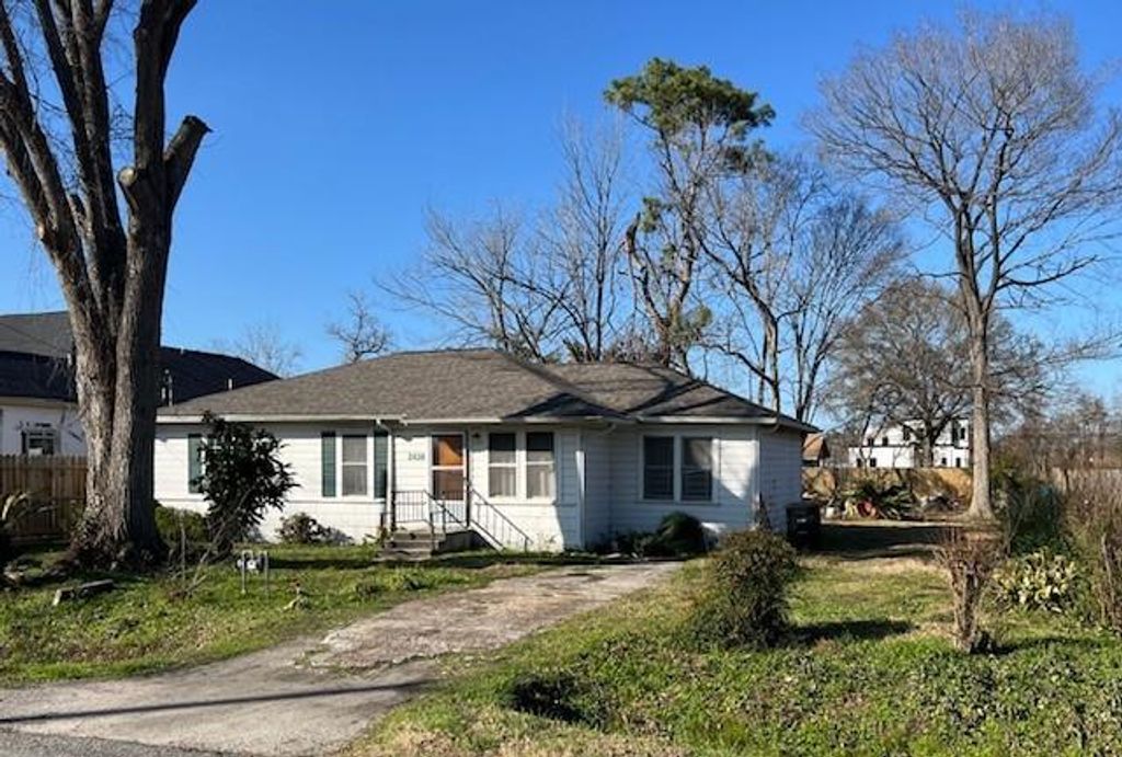 2438 Calvin Street, Houston, TX 77088
