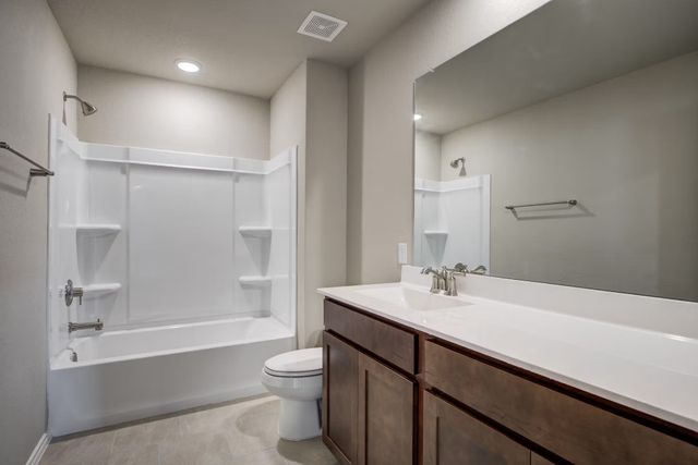 416 Jills Path, Seguin, TX 78155