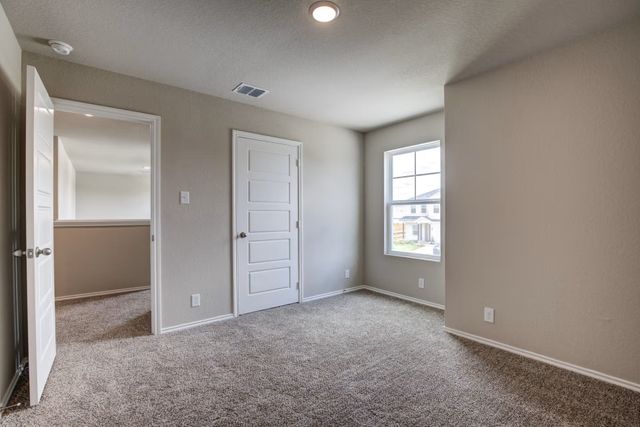416 Jills Path, Seguin, TX 78155