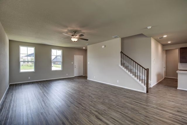 416 Jills Path, Seguin, TX 78155